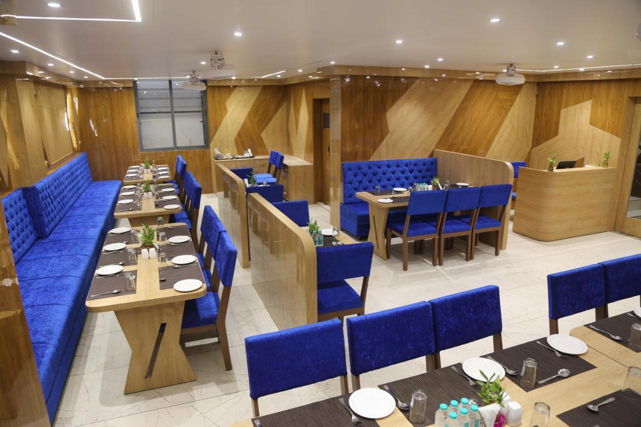 Hotel Nova Pride Rajkot Exterior photo